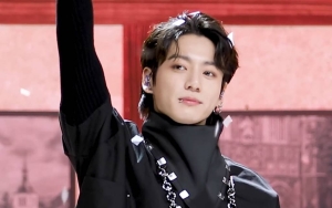 Mug Jungkook BTS yang Dipakai Live Kini Jadi Barang Langka
