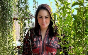 Bantah Oplas Wajah, Jennifer Dunn Pamer Bukti Cantik Bak Bidadari Sejak Dulu
