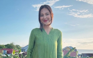 Gaya Indah Permatasari Mejeng Kenakan Hotpants Dipuji Bak Gadis
