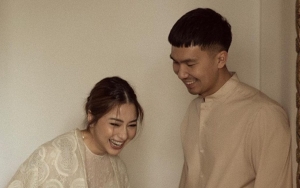Nikita Willy Ngaku Baladewa Cabang Jaksel, Ekpresi Tegang Suami Kala Foto Bareng Ikut Bikin Salfok