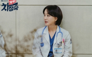 Tas Mewah Uhm Jung Hwa Di Episode Terakhir 'Doctor Cha' Tuai Sorotan