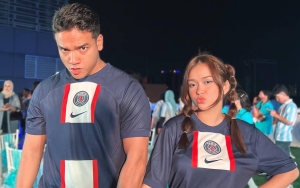 Fadly Faisal Tak Lepaskan Tangan Rebecca Klopper Selama Sang Kekasih Sampaikan Maaf