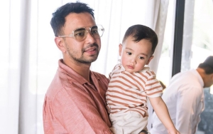 Plek Ketiplek Raffi Ahmad, Rayyanza Digoda Ingin Usir Rafathar Saat Foto Bareng Putri ART