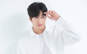 Baru Dikonfirmasi, Na In Woo Girang Spill Syuting Jadi Polisi di 'Longing for You' Kelar