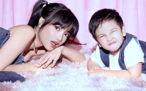 Harus Ganti Susu, Fuji An Gak Tega Lihat Gala Sky Muntah