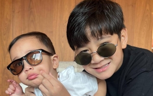 Rafathar Full Senyum Pamer Poni Baru, Rayyanza Mau Kabur Bak Tukar Kepribadian dengan Sang Kakak