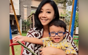 Anak Asri Welas Dirawat di ICU Hingga Jalani CT Scan, Kini Sudah Mau Makan-Minum Susu