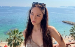 Krystal Bikin Terpukau Tampil Elegan Nan Klasik Dengan Ekspresi Dinginnya di Majalah ELLE