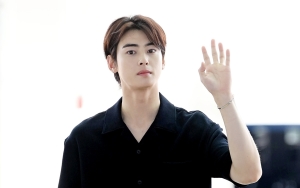 Cara Cha Eunwoo Perlakukan 2 Aktor BL Thailand 'KinnPorsche' Curi Perhatian