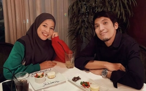Desta dan Natasha Rizki Akhirnya Kompakan Posting Foto Senada