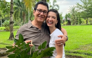 Masih Lajang, Momen Raline Shah Ajak Sang Ayah Kondangan Sweet Banget