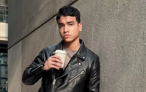 Fadly Faisal Pajang Foto BW Bak Isyaratkan Kesenduan 
