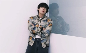 V BTS Diduga Spill Outfit di Event Celine yang Batal Auto Ditagih Versi Utuh