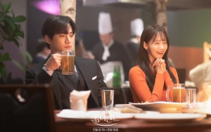 Hati Junho 2PM Meleleh Lihat Senyum Yoona SNSD Saat Syuting 'King the Land'