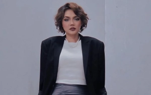 Rina Nose Tuai Dukungan Usai Bagikan Video Memalukan di Atas Panggung