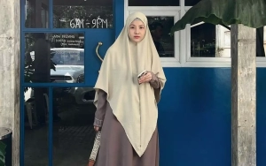 Busana Syar'i Tak Jadi Penghalang Main Tenis, Natasha Rizki: Tiba-Tiba Gamis