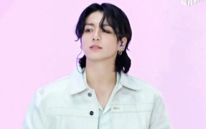 Ada Pasangan Lesbian di Teaser MV 'Seven' Jungkook BTS