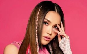 Tak Lagi Dihujat, Ayu Ting Ting Tampil Gonjreng Justru Bikin Kesengsem