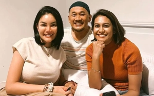 Foto Bareng Nikita Mirzani dan Raihaanun, Hanung Bramantyo Tulis Caption Menyentil