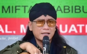 Gus Miftah Pertanyakan Penampakan Misterius Bak Pakai Mahkota Tertangkap Kamera di Pengajiannya