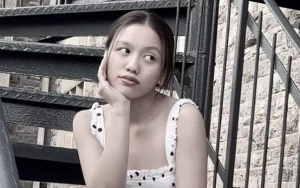 Makin Berani, Loly Putri Nikmir Tampil Dengan Makeup Bold dan Gaun Hitam Seksi