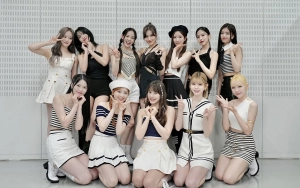 TWICE MiSaMo dan Girl Grup JYP NiziU Berbagi Momen Gemas Saat Tampil Bareng di Acara Musik