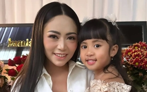 Diangkat Salim Nauderer Bak Adegan Film, Pose Slay Chava Putri Rachel Vennya Bikin Gemas
