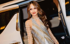 Cinta Laura Trending Usai Rela Tempuh Perjalanan Jauh ke Acara Anak di Maluku Tanpa Dibayar