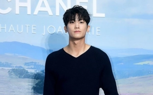 Netter Bela Hyungsik Yang Dikritik Media Tak Mau Lakukan Pose Hati