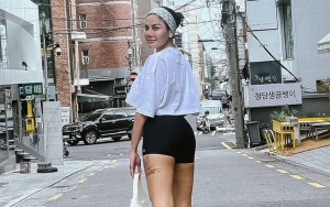 Nikita Mirzani Pamer Foto Mesra Bareng Sutradara Tampan, Captionnya Bikin Geger