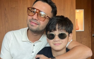 Raffi Ahmad Tepati Janji Ke Rafathar Nonton Pertandingan Liverpool Langsung