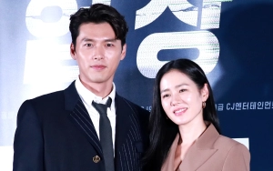 Golf Date, Son Ye Jin Sindir Skill Hyun Bin Ambil Foto