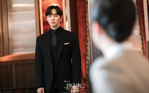 Pertemuan Emosional Junho Dengan Sang Ibu Siap Bikin Nangis di 'King The Land'