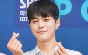 L INFINITE Bikin Cameraman 'Music Core' Salfok karena Kelewat Ganteng