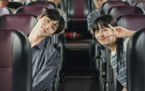 Hwang Minhyun & Kim So Hyun Digoda Lovestagram Dari Lokasi 'My Lovely Liar'