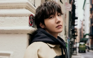 J-Hope BTS Update Tampilan Versi 'Halo Dek', Dekorasi Rumah Unik Bikin Salfok