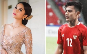 Azizah Salsha Pamer Foto Cantik Ala Princess Jawa, Keberadaan Pratama Arhan Dipertanyakan