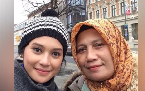 Indah Permatasari Unggah Postingan Misterius Usai Ibu Nangis-Nangis Tak Dinafkahi