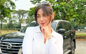 Kembali Pajang Foto Kapolri, Jessica Iskandar Kritik Kinerja Polisi Lambat