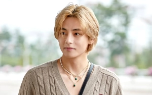 V BTS Malu-Malu Kucing Digodain Reporter Cewek