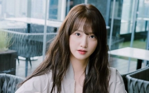 Yoona SNSD Beda Perasaan Antara Jadi MC Penghargaan TV & Festival Musik