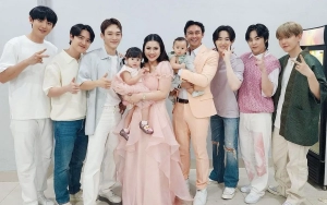 Diam-Diam Rekam Aksi Member EXO, Felicya Angelista Meleleh Saat Dipandangi Chanyeol