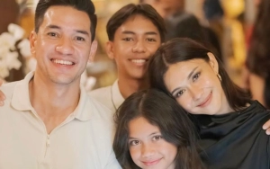 Keluarga Nana Mirdad & Andrew White Pemotretan Untuk Brand Ternama, Visual Gak Main-Main