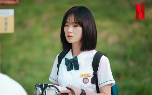 Usia 30-an, Visual Jeon Yeo Bin Jadi Anak SMA di 'A Time Called You' Tuai Perhatian