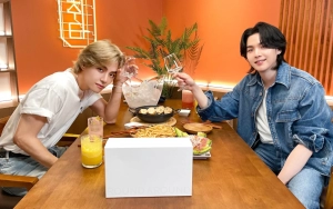 Bikin Haru, V & Suga BTS Ingin Lakukan Hal Mulia Pada Staf Jika Balik ke 2018