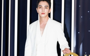Yoo Seung Ho Tampil Beda dan Tunjukkan Emosi Intens di 'The Deal'