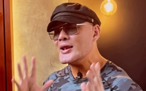 Bantu Copotkan Mata Palsu TikToker, Deddy Corbuzier: Lebih Grogi Daripada Ketemu Cewek