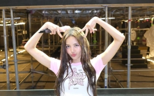 Kacau, Lisa BLACKPINK Digeruduk Reporter dan Fans Usai Berita Tolak Tawaran Kontrak 579 M Pecah