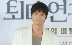 Kulit Wajahnya Dipuji, Kang Dong Won Merasa Tua Saat Bintangi 'Dr. Cheon And Lost Talisman'