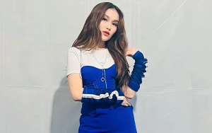 Vibes Ayu Ting Ting Pakai Kaos Singlet dan Celana Pendek Disangka Idol Korea